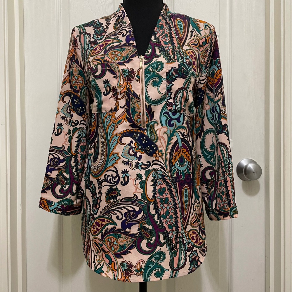 Jaclyn Smith Paisley Print Quarter Zip Top Colorful‎ Pink Blouse V Neck Medium
